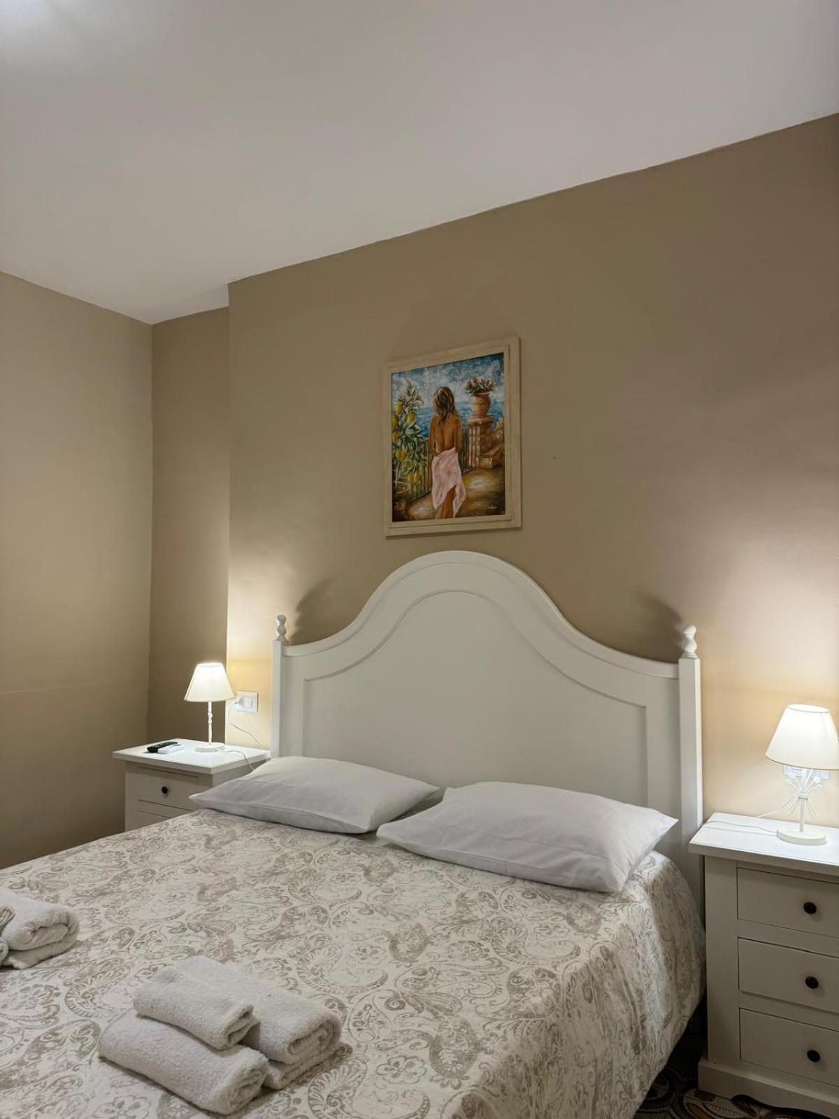 Casa Vacanze Villa Angelina Giardini-Naxos Buitenkant foto